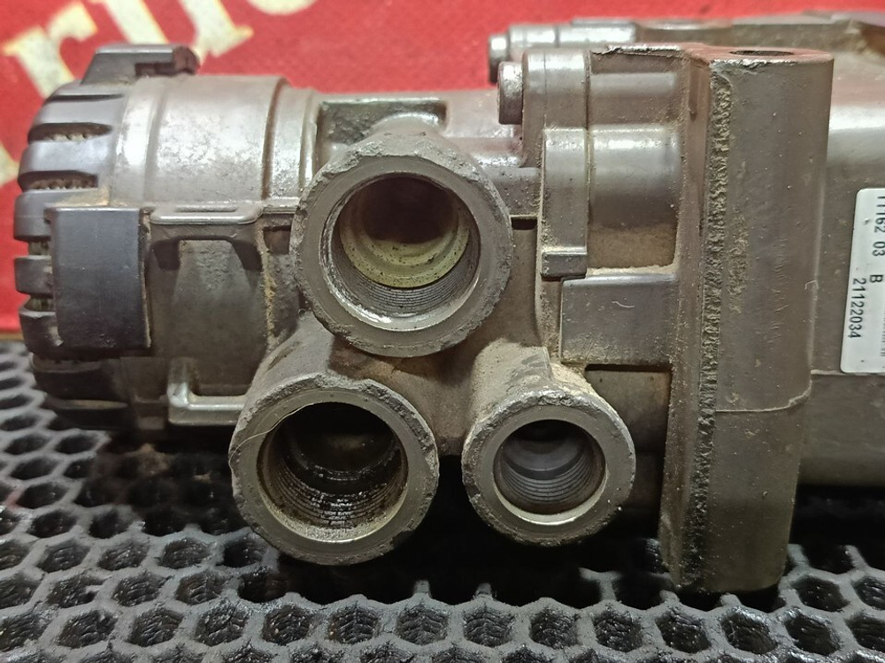 Модулятор EBS передний 2017г