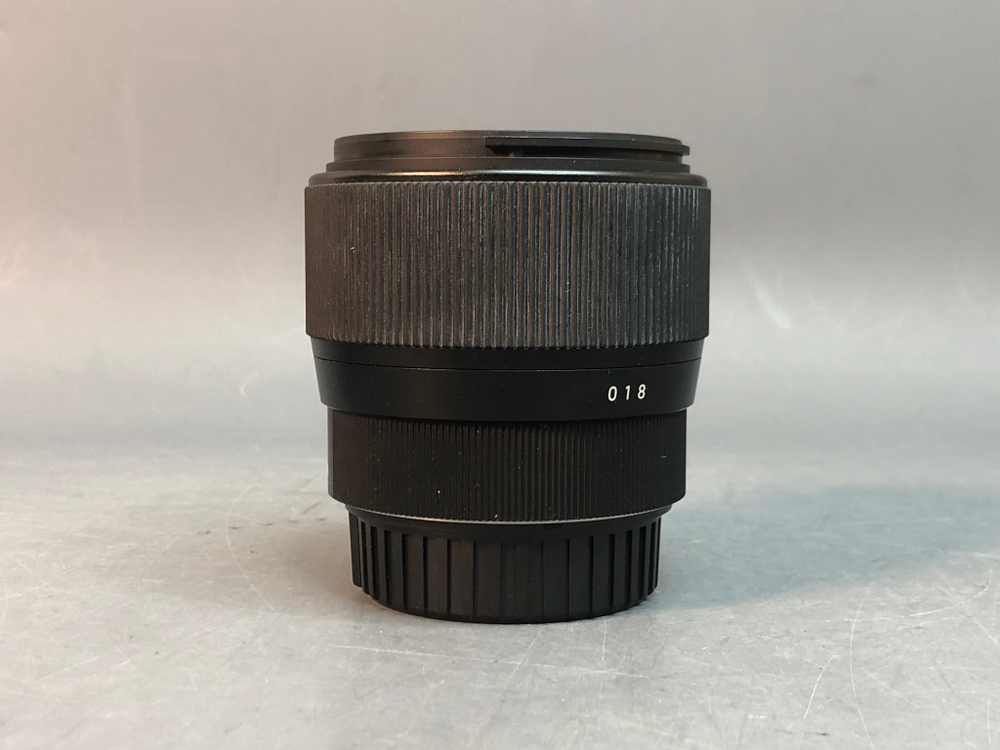 Sigma AF 56mm f/1.4 DC DN Contemporary Canon EF-M