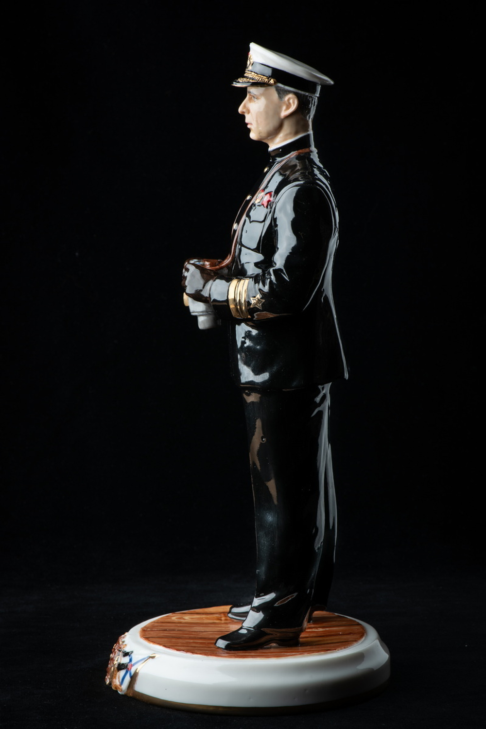 Статуэтка. Фарфор. Солдат. Трибуц Владимир Филиппович - Русский флотоводец. Россия