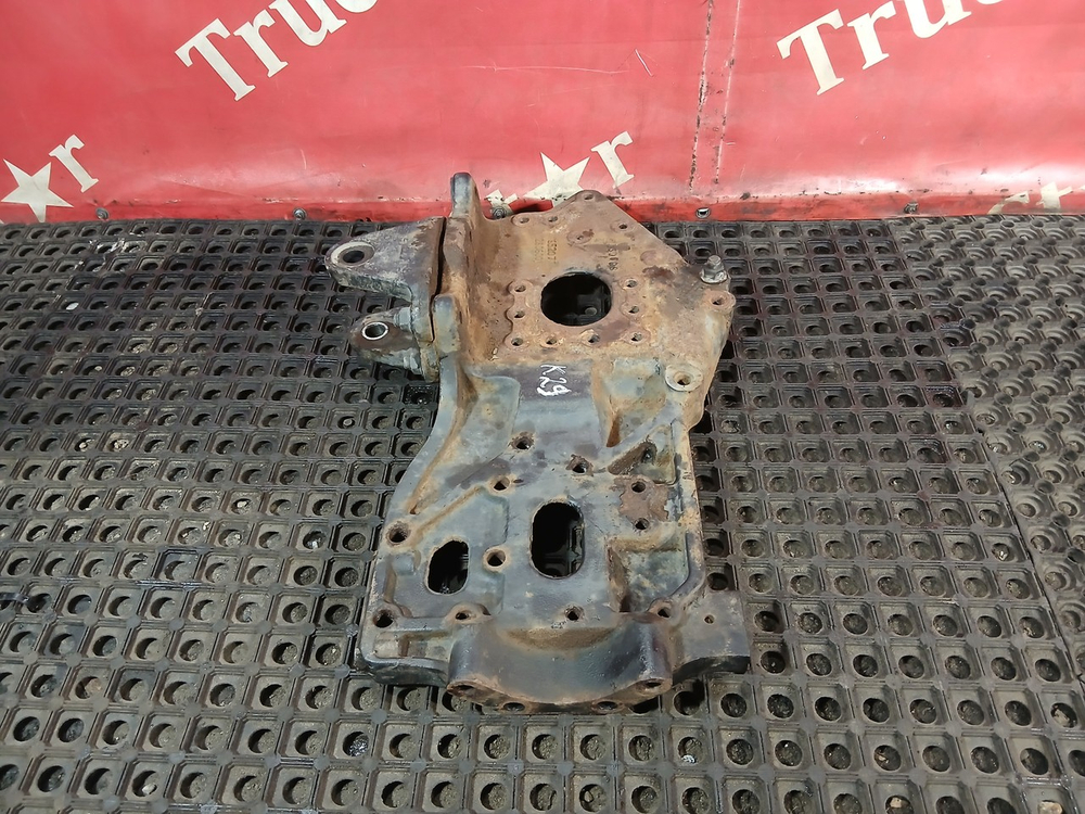 Кронштейн рессоры передней левый