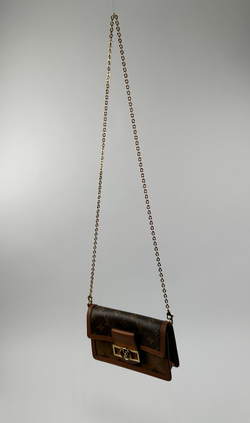 Сумка Louis Vuitton Dauphine