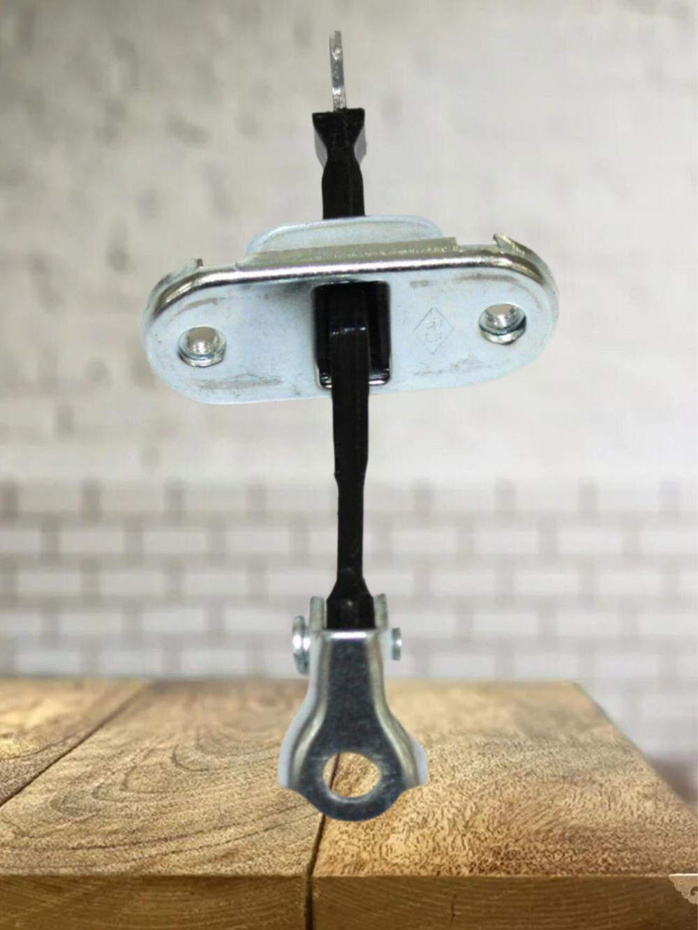 Ограничитель передней двери B6109100 Lifan Smily, Solano