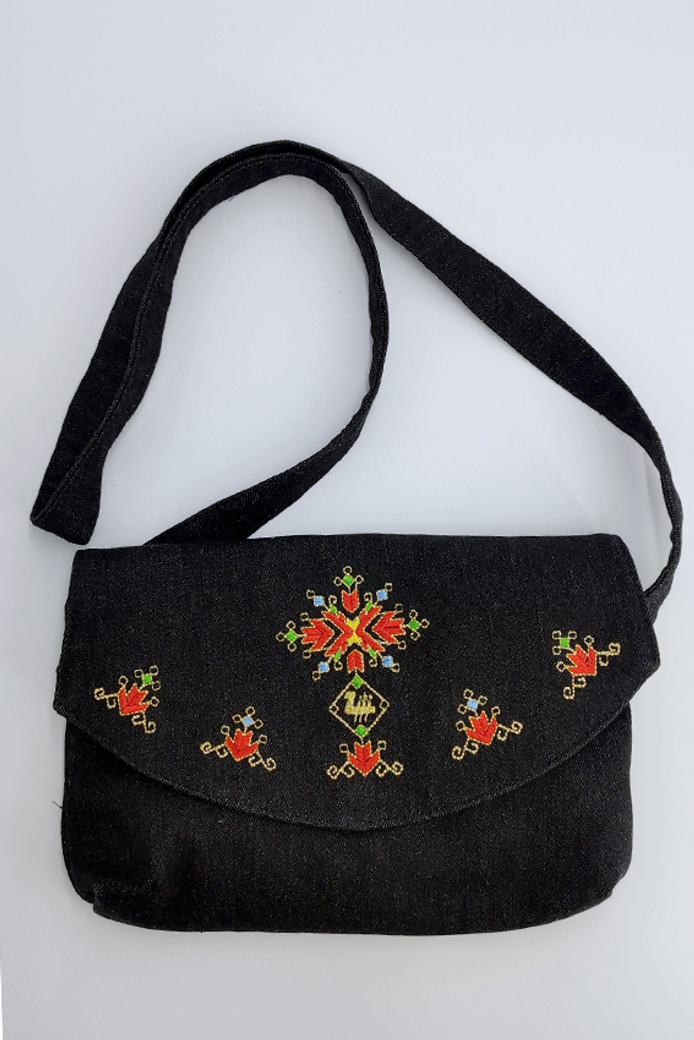 Сумка с чувашской вышивкой