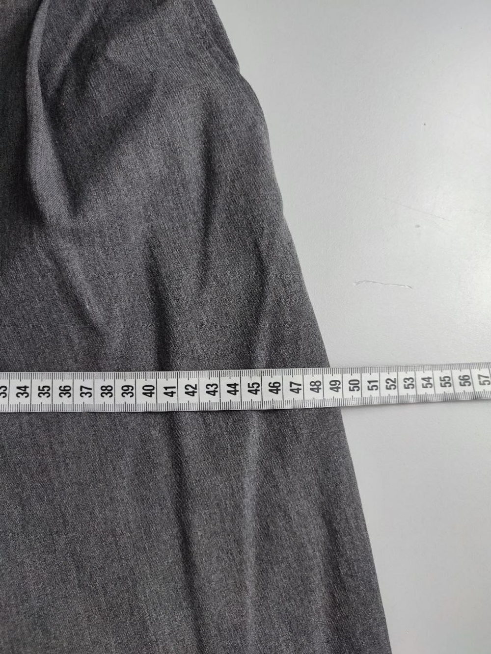 Брюки Pull&Bear с вискозой серого цвета 44 размер