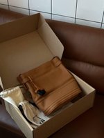 Брелок на кожаном шнуре «Y+сердце»