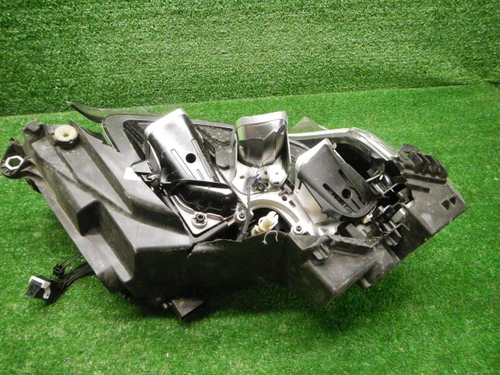 Битая Фара правая Mercedes GLC X253 (2019-н.в.) LED