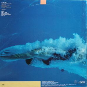 Men At Work / Two Hearts (LP)
