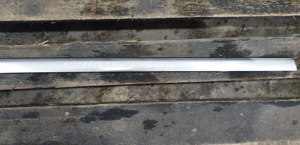 Молдинг двери задней правой Mercedes S (W222) 13-20 Б/У Оригинал A2226900980