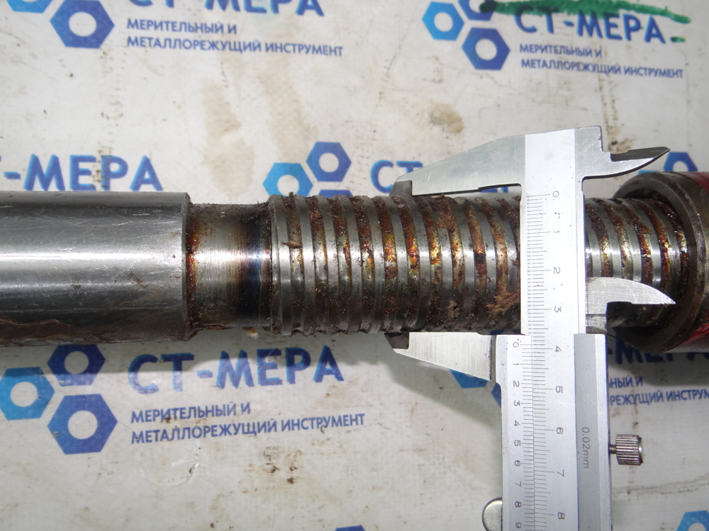 Шарико-винтовая пара ШВП L=750мм L резьбы=280мм Tr40х6