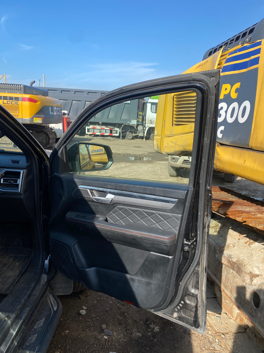 JAC T9 Explore 2.0T AT 4WD