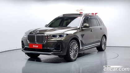 BMW X7 (G07) xDrive 40i Design Pure Excellence 7-и местный (07.2021)