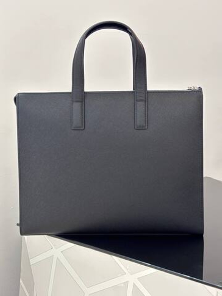 Сумка-мессенджер Prada