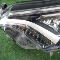 Фара левая Toyota Rav 4 CA40 (2015-2019) LED
