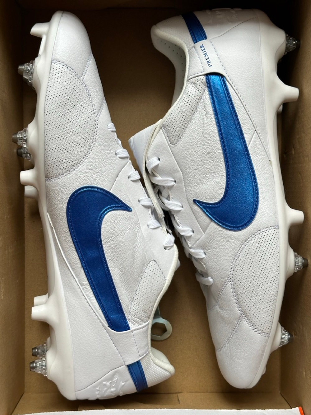 Бутсы Nike Premier 3 SG-Pro AC - белый