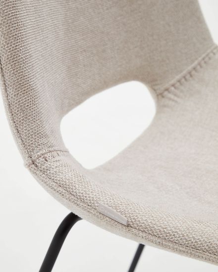 Zahara Стул бежевый с черными стальными ножками La Forma Испания 