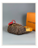 Поясная сумка Louis Vuitton