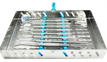 Набор инструментов для снятия зубных отложений из 9 предметов в стерилизаторе 9000-1 ЮП