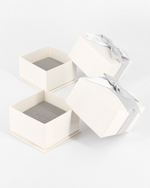 Футляр картонный «Виктория» с бантиком под кольцо