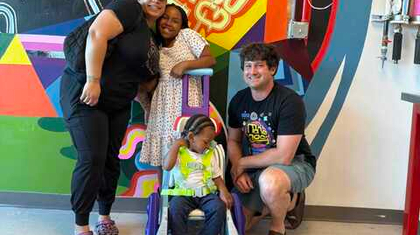 MakeGood представила недорогое напечатанное мобильное кресло для детей и опубликовала проект с открытым исходным кодом на MakerWorld