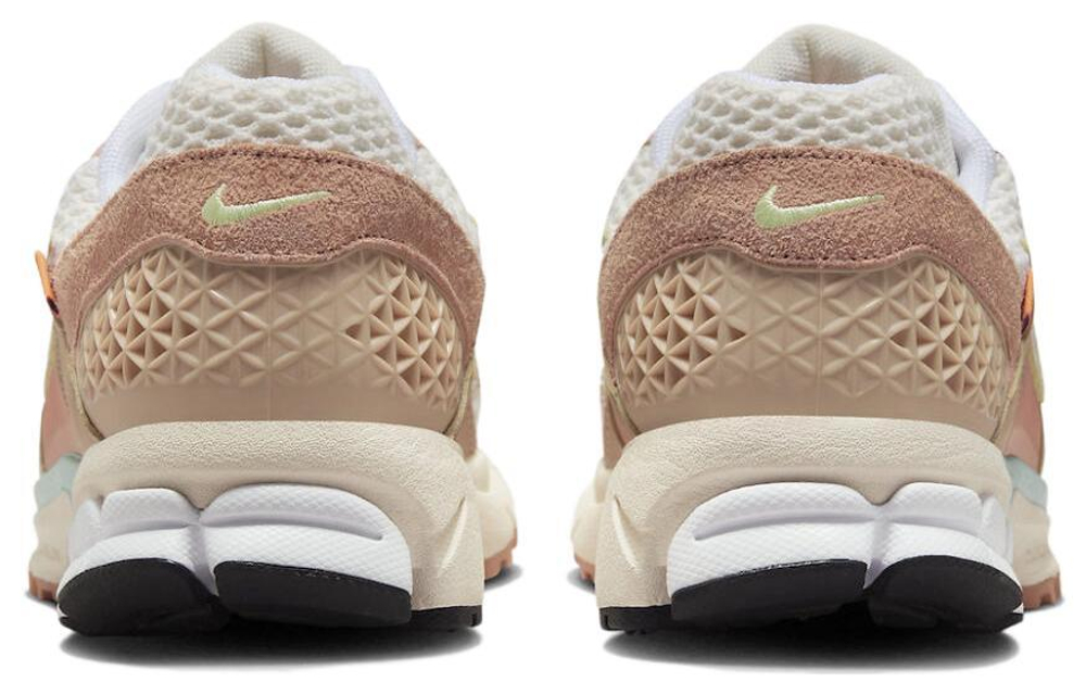 Кроссовки Nike Air Zoom Vomero 5