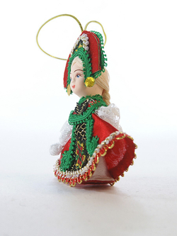 Кукла-подвеска Девочка в сарафанчике