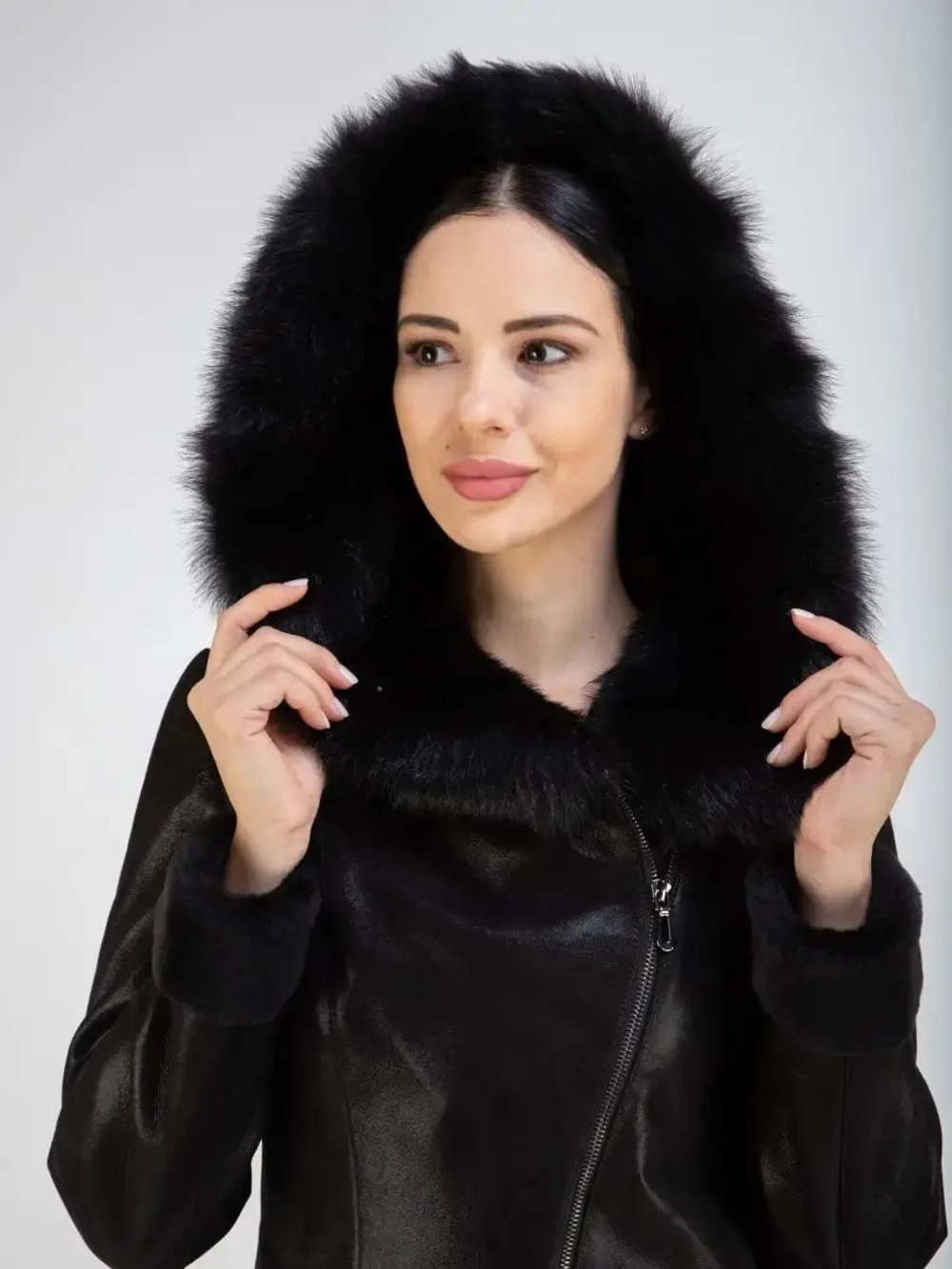 Дубленка женская натуральная длинная с капюшоном Турция