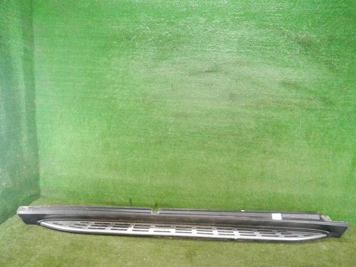 Накладка порога правая Mercedes GLS X167 (2019-н.в.)