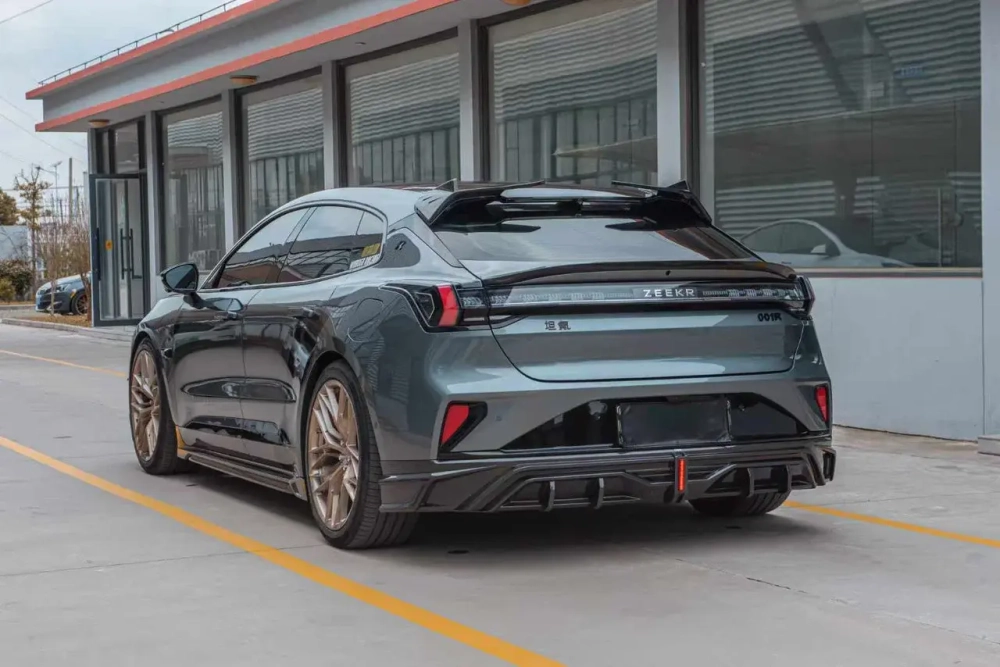 Карбоновый обвес для Zeekr 001 2024+ Зикр