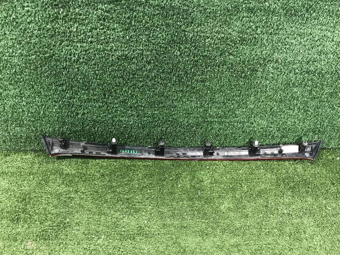 Накладка крышки багажника KIA Rio 4 X-Line (2017-2020)