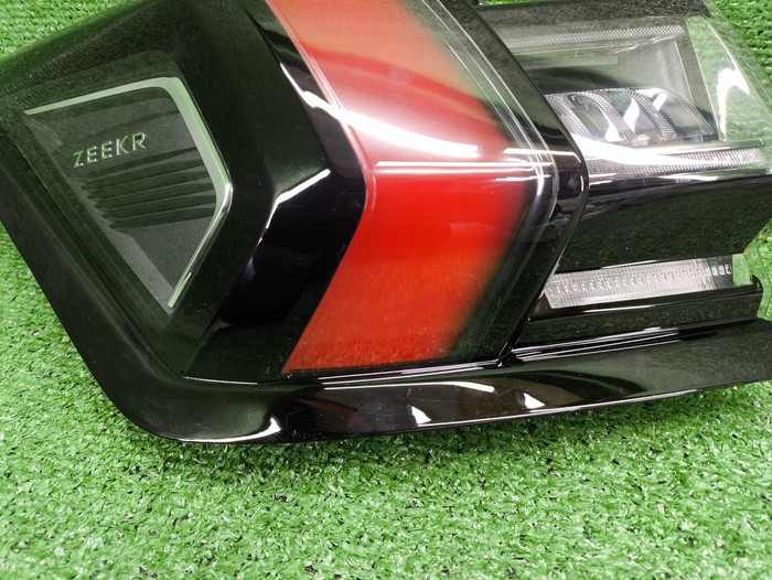 Фонарь левый внешний Zeekr 001 (2021-н.в.)