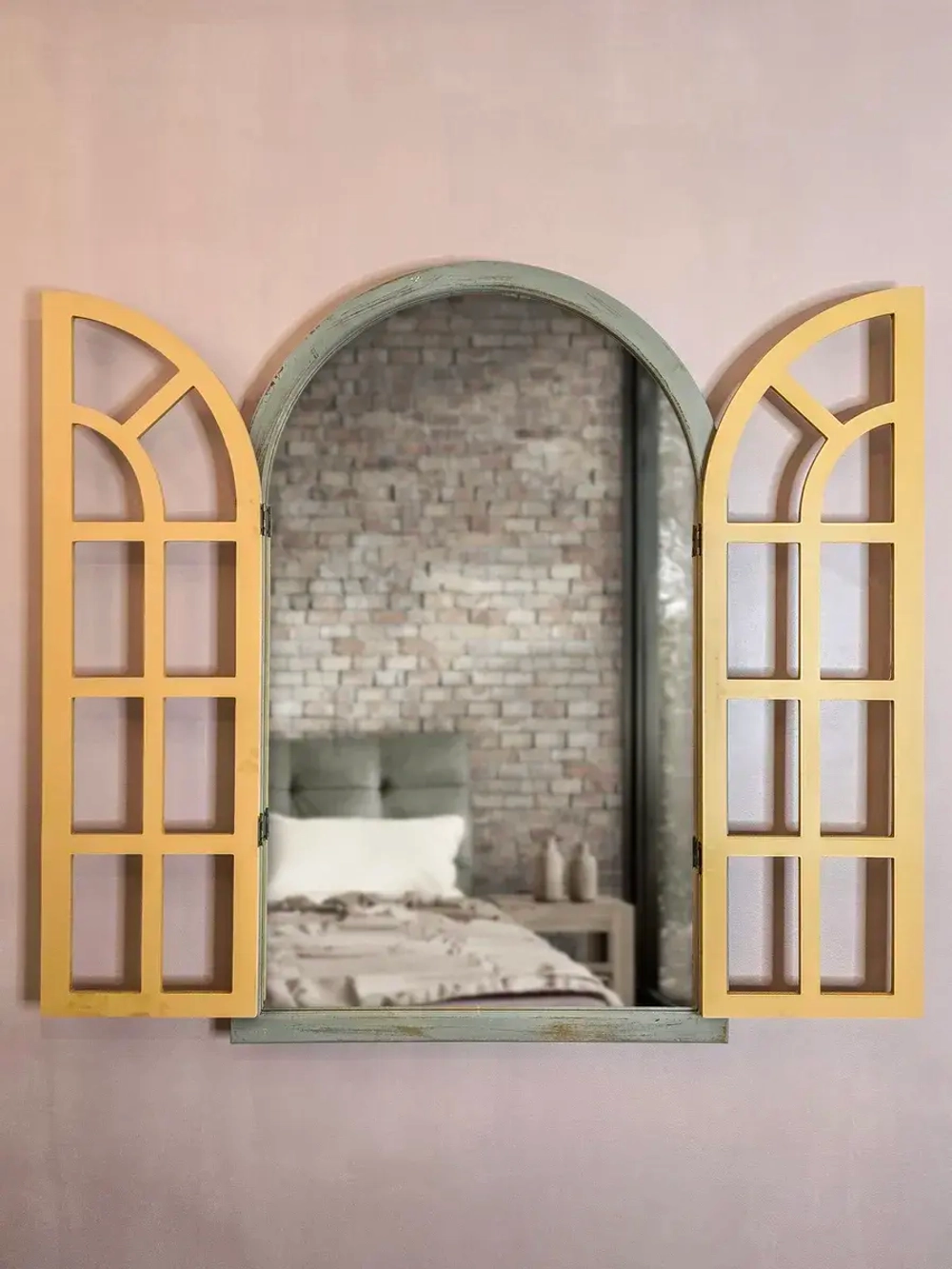 Зеркало настенное большое