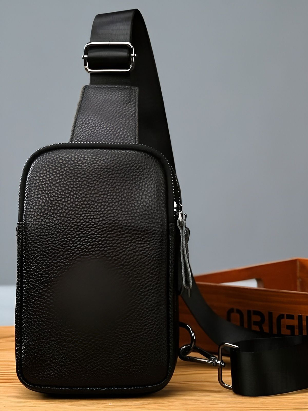 сумка на плечо из натуральной кожи