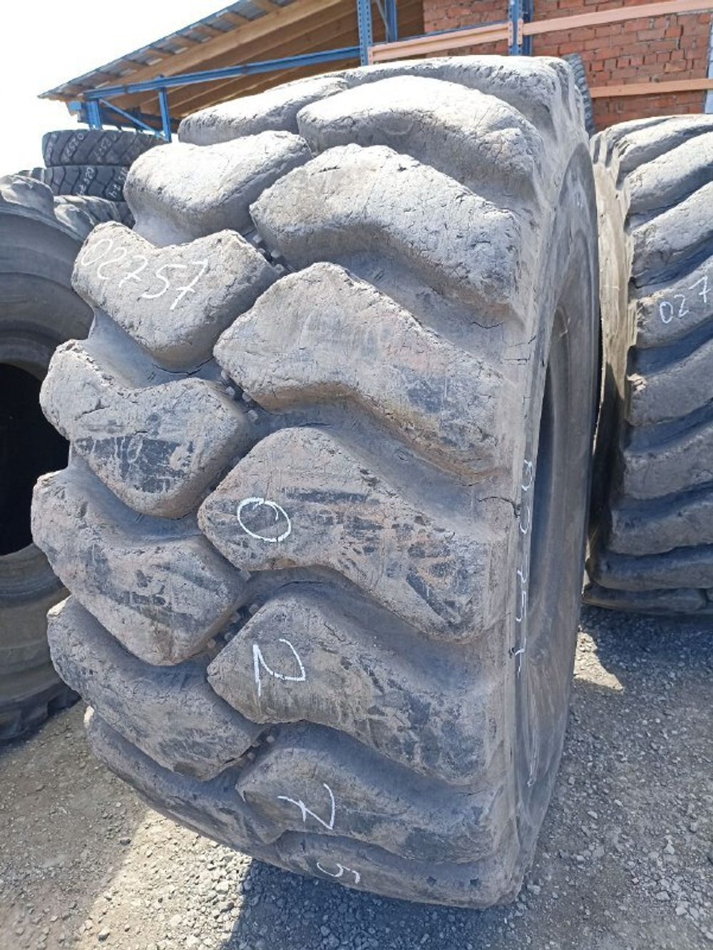 29.5R25 Bridgestone VSDT шина б/у