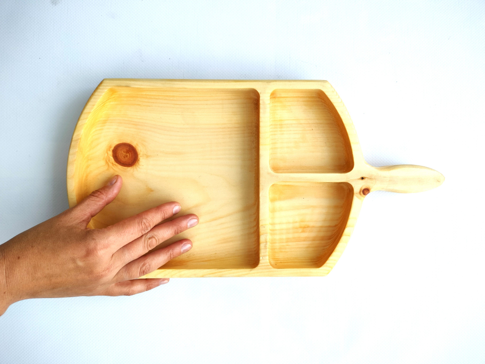 Деревянная менажница из Сибирского кедра для подачи, сервировки