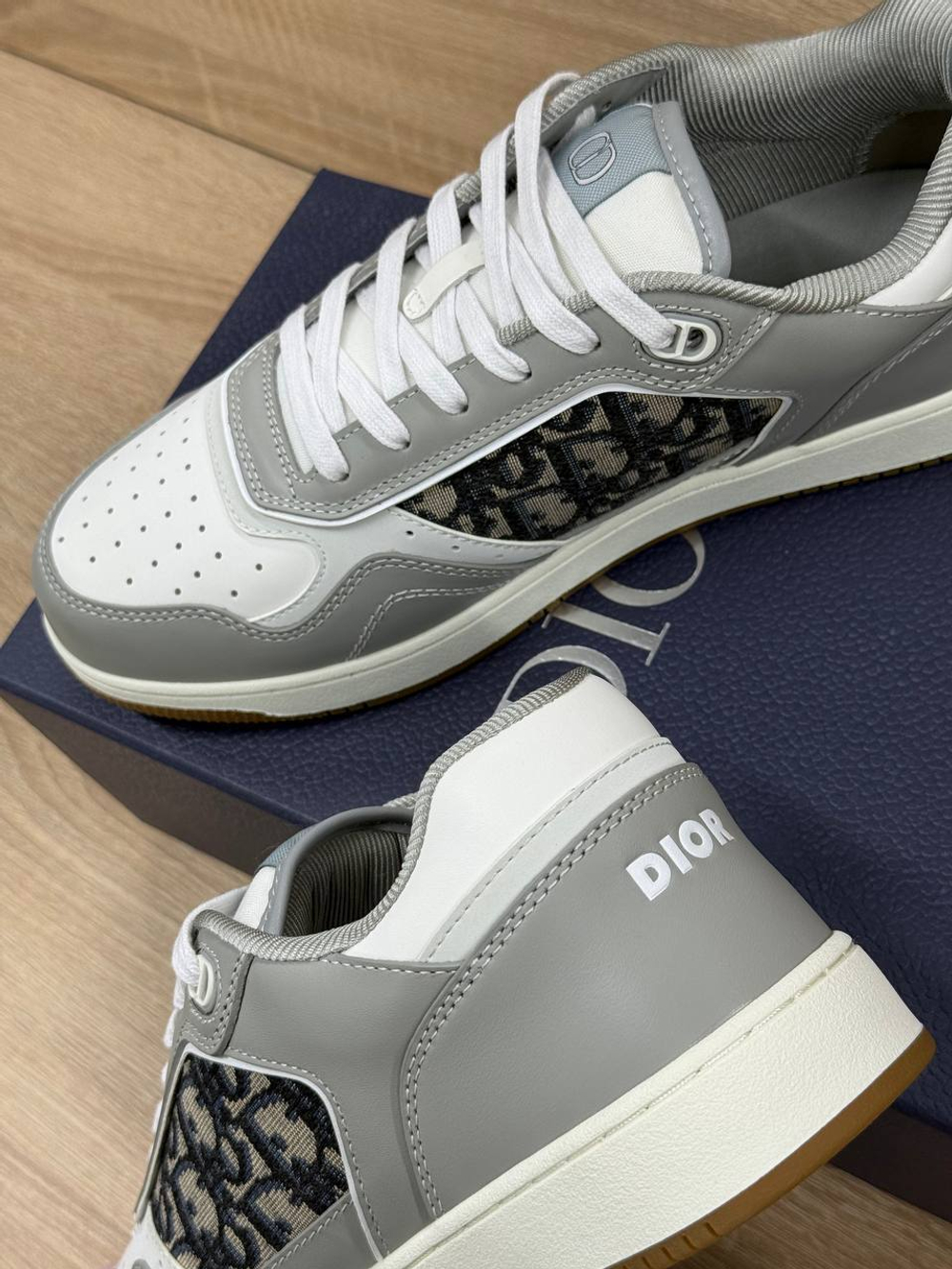Кроссовки Dior