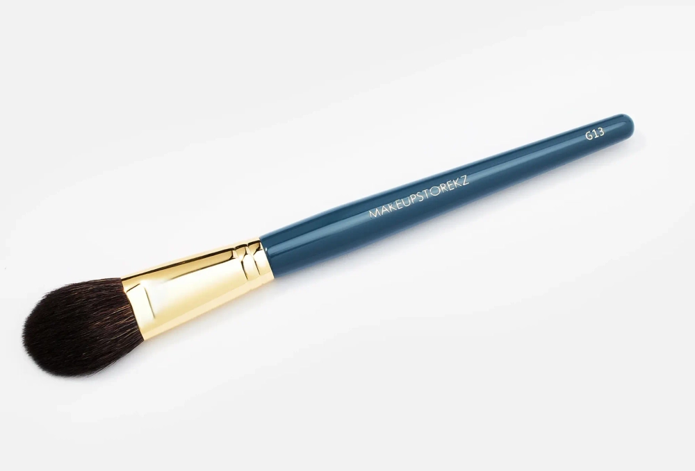 Кисть Makeupstorekz G13 Универсальная для пудры, контуринга и румян