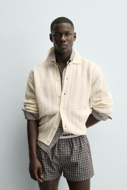 ZARA КАРДИГАН СО СТРУКТУРНЫМ УЗОРОМ «КОСЫ», ЭКРЮ