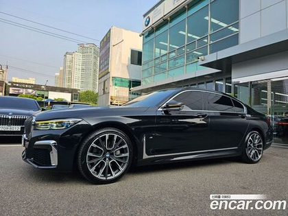BMW 7 Series (G11) 740Li xDrive M Sports (04.2021)