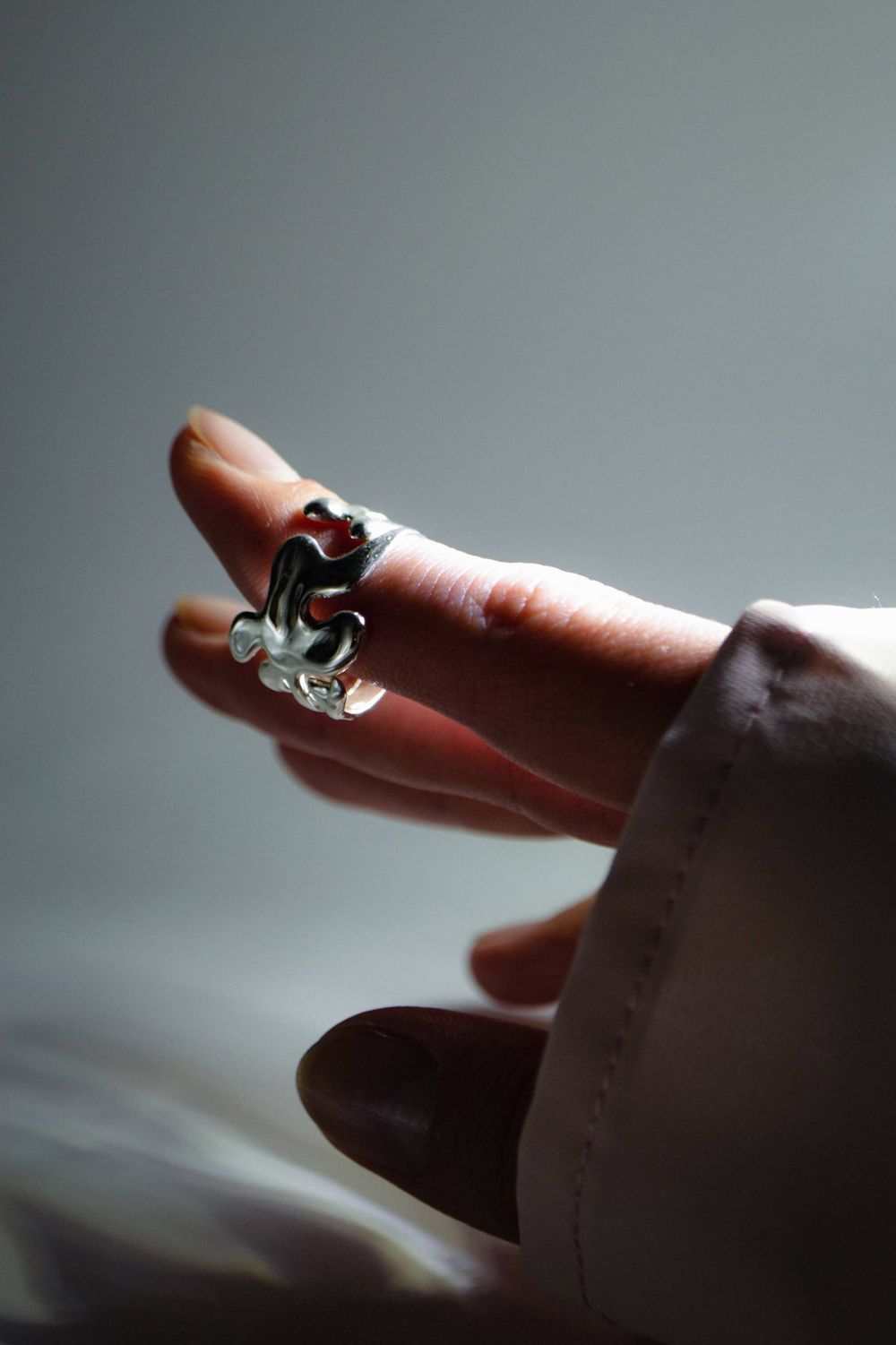 Кольцо Капля