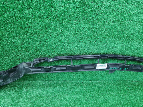 Кронштейн переднего бампера Mercedes E W213 16-21