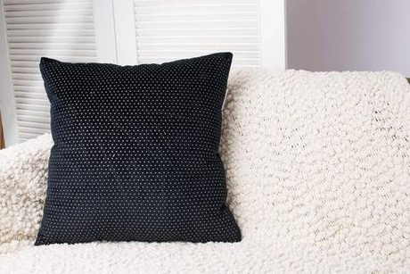 Наволочка 45х45 Sofi De MarkO Мулен Руж черная