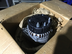 Генератор 21805948 без шкива DEUTZ (Германия)