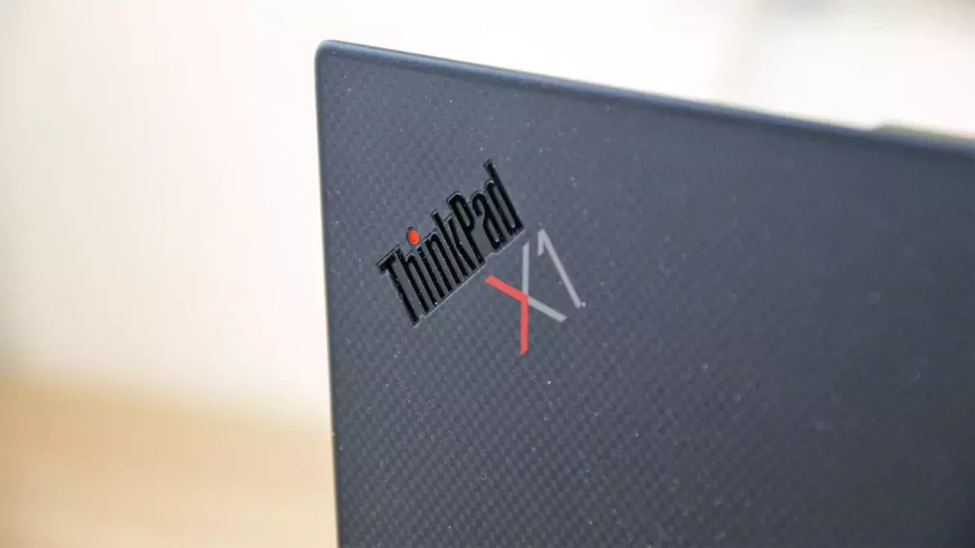 Lenovo представила уменьшенные и облегчённые ноутбуки ThinkPad X1 Carbon и X1 2-in-1 на чипах Intel Core Ultra