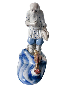 Фарфоровая статуэтка "Старик и золотая рыбка" Гжель