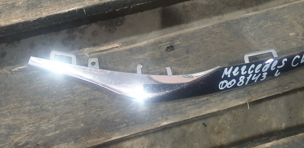 Молдинг переднего бампера Mercedes CLA (C117) 16-19 Б/У Оригинал A1178855000