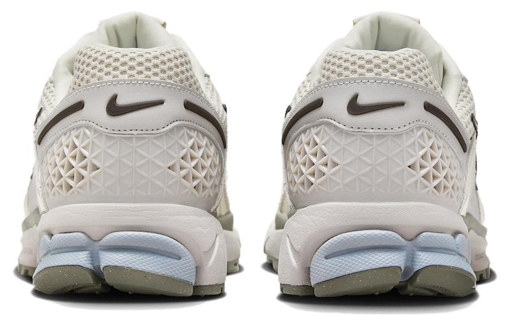 Кроссовки Nike Air Zoom Vomero 5