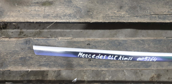Накладка стекла заднего левого Mercedes GLC (X253) 15-нв Б/У Оригинал A2536700122