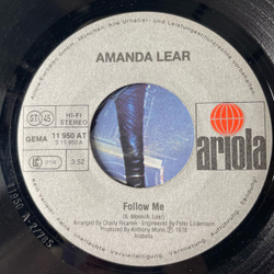 Винтажная виниловая пластинка 7 дюймов (маленькая пластинка) Amanda Lear, Follow Me (Germany 1978)