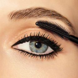 Gucci Gucci Beauty Mascara Le Magnetisme - Долговременная тушь для ресниц, придающая объем и изогнутость. оттенок 01 Eve Black, 7 g