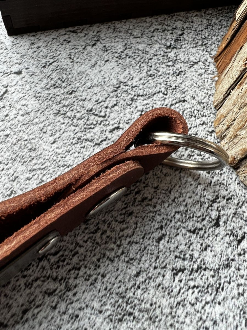 Брелок на ключи кожа